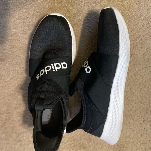 Adidas black shoes - Picture 2 of 2